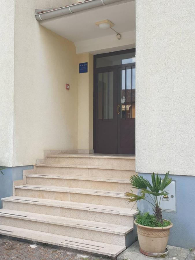 Apartment Lara Rovinj Kültér fotó